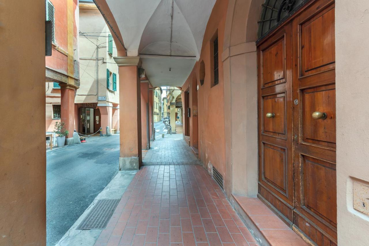 Bologna Modern Apartment Saragozza District Exterior foto